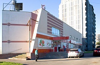 Пристроенное 2х этажное здание к многоэтажному жилому дому
